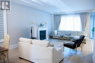 22 DEER PASS Rd in East Gwillimbury, ON - Building Photo - Building Photo