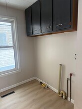 909 West Ave in Medina, NY - Foto de edificio - Building Photo