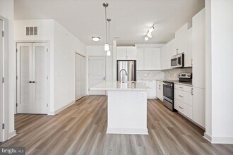 10755 Fairgrounds Dr in Fairfax, VA - Building Photo - Building Photo
