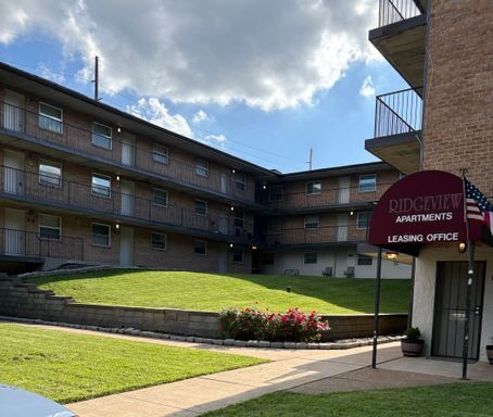 River Pointe Apartments