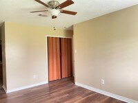 15807 Beechnut St photo'