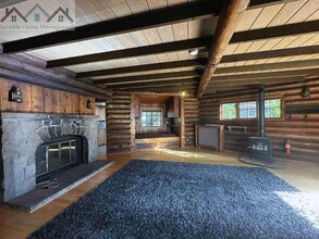 2740 SW 156th St in Burien, WA - Building Photo - Building Photo