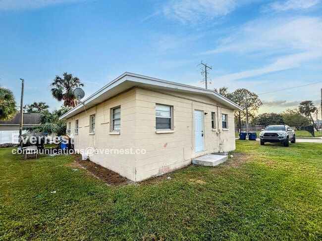 property at 2925 N 46th St