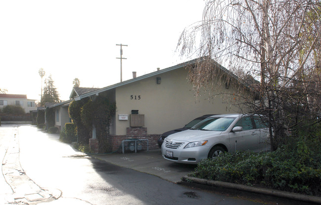 515-519 Sierra Vista Ave in Mountain View, CA - Building Photo - Building Photo