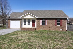 407 Sandburg Dr in Clarksville, TN - Building Photo