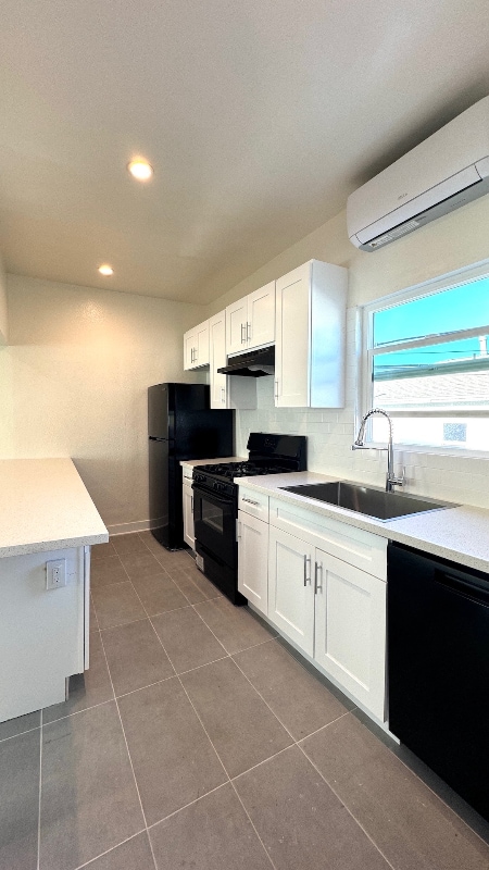 131 Olive St in Glendale, CA - Foto de edificio - Building Photo