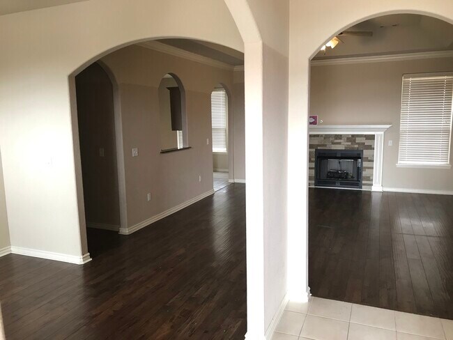 460 Novarra Dr in Centerton, AR - Building Photo - Building Photo