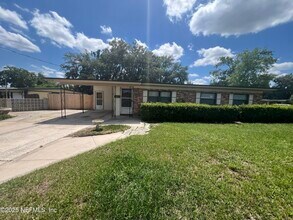 11356 Renne Dr in Jacksonville, FL - Building Photo - Building Photo