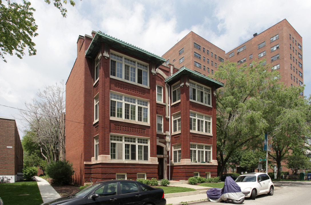 5600-5602 S Dorchester Ave in Chicago, IL - Building Photo