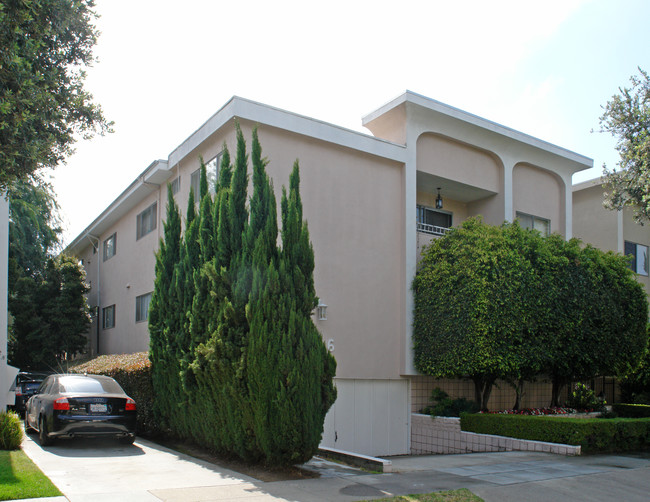 156 N Clark Dr in Beverly Hills, CA - Building Photo - Building Photo