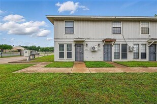 4951 Miller Ave in Fort Worth, TX - Building Photo