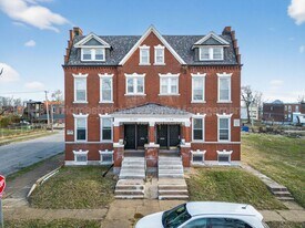 2100 Adelaide Ave in St. Louis, MO - Building Photo