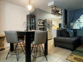 1425 Arthur St in Hollywood, FL - Building Photo - Building Photo