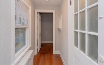 118 Ruggles Ave in Newport, RI - Building Photo - Building Photo