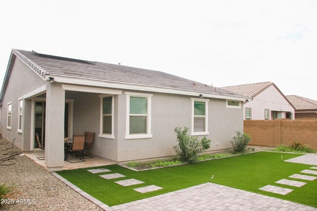 9408 W Atlantis Wy in Tolleson, AZ - Building Photo - Building Photo