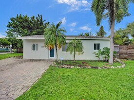 601 NE 59th Ct in Fort Lauderdale, FL - Building Photo