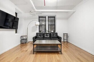 341 W 45th St in New York, NY - Building Photo - Building Photo