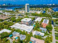 2424 SE 17th St, Unit 205B