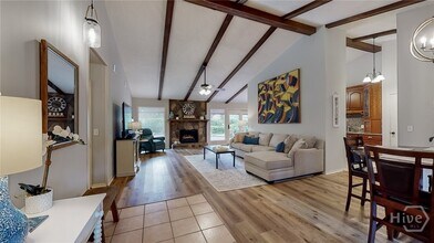 5 Dorchester Ct in Savannah, GA - Building Photo - Building Photo