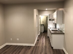 201 5th Ave in Sterling, IL - Foto de edificio - Building Photo