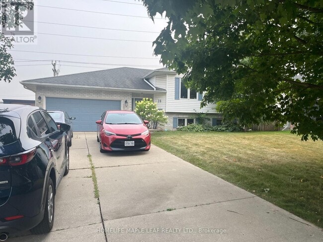 property at 14 Old Orchard Glen