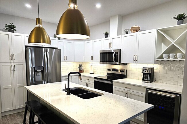 4974 Stelkia Rd in Osoyoos, BC - Building Photo - Building Photo