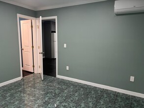 1241 Christina Ct, Unit Adu in Pomona, CA - Building Photo - Building Photo