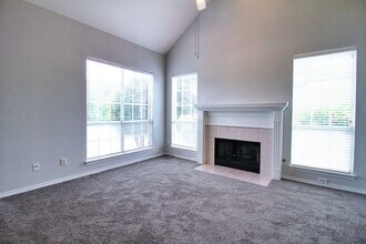 8435 Creekside Cir in Frisco, TX - Building Photo - Building Photo