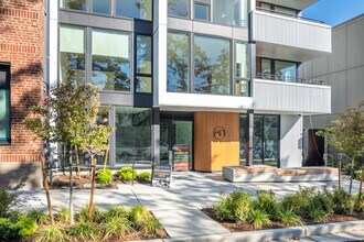 BB House in Seattle, WA - Foto de edificio - Building Photo