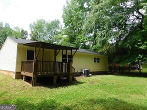 145 Sarsen Cir in Bogart, GA - Building Photo - Building Photo