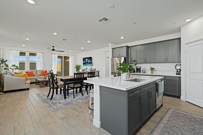 property at 73584 Cierra St