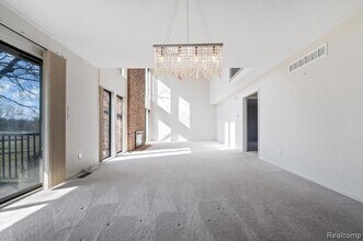 1863 Wingate Rd, Unit 1 in Bloomfield Township, MI - Building Photo - Building Photo