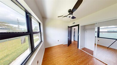 516 NW 2nd Ave in Hallandale Beach, FL - Building Photo - Building Photo