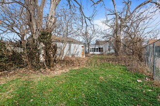 1913 N Hood St in Wichita, KS - Building Photo - Building Photo
