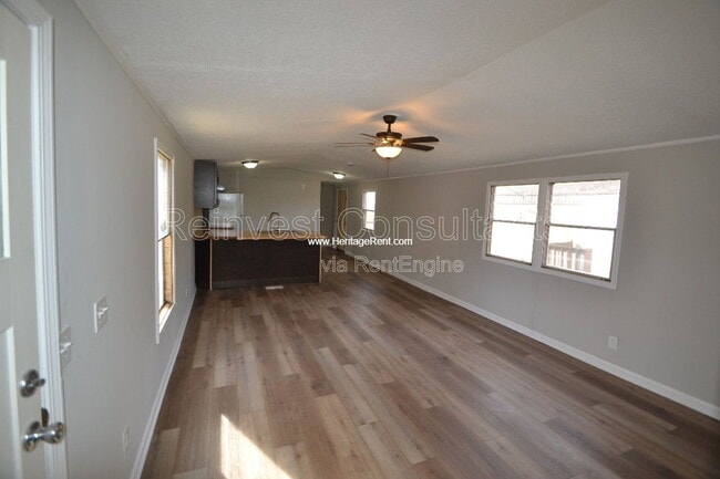 11049 Stephens Rd in North Bend, OH - Building Photo - Building Photo