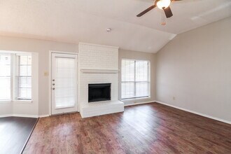2506 Arapaho Dr in Arlington, TX - Building Photo - Building Photo
