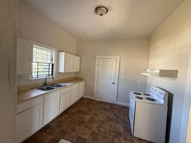 6801 Division Ave in Birmingham, AL - Building Photo - Building Photo