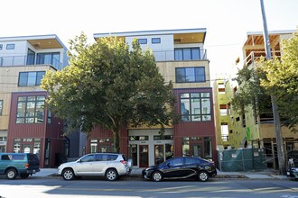 3217-3221 California Ave SW in Seattle, WA - Building Photo - Building Photo