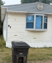 5501 9th St in Great Bend, KS - Building Photo