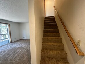 133-135 SW West Pine Pl in Bend, OR - Building Photo - Building Photo