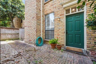 4000 Purdue St in Houston, TX - Building Photo - Building Photo