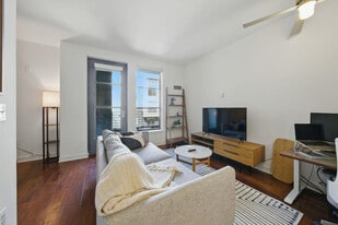 355 Berry St in San Francisco, CA - Building Photo