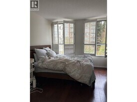 5XXX Hampton Pl in Vancouver, BC - Building Photo