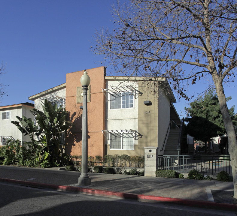 1018 S Minnie St in Santa Ana, CA - Foto de edificio