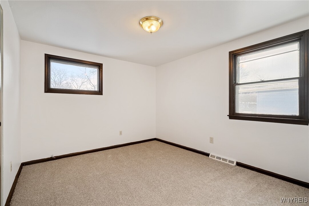 317 Sundridge Dr in Buffalo, NY - Building Photo