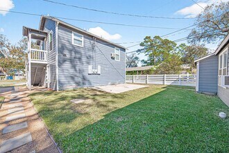 2220 Avenue L in Rosenberg, TX - Building Photo - Building Photo