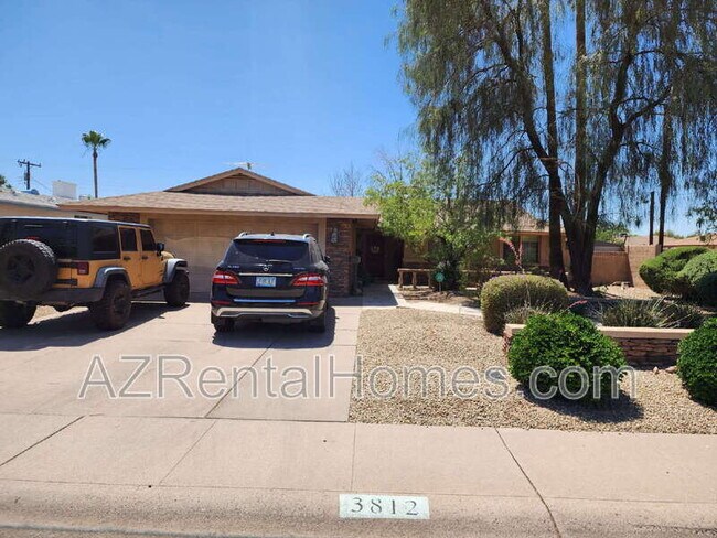 3812 S Newberry Rd in Tempe, AZ - Building Photo - Building Photo