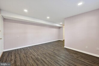 4411 Falls Bridge Dr in Baltimore, MD - Building Photo - Building Photo