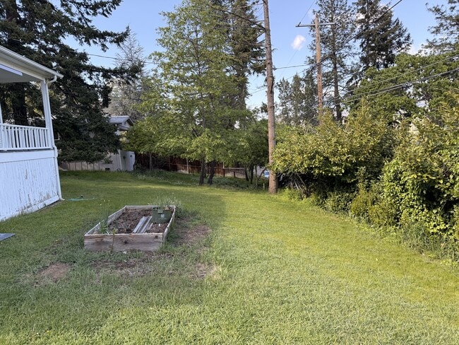 227 Meade St in Ashland, OR - Building Photo - Building Photo