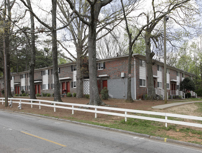 Townhomes at Hapeville in Atlanta, GA - Building Photo - Building Photo